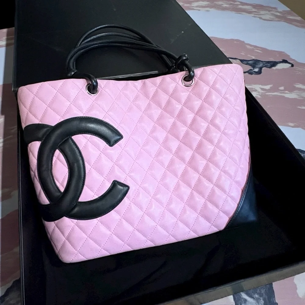 CHANEL Vintage Pink/Black Cambon Ligne Tote & Original Box - Picture 2 of 14